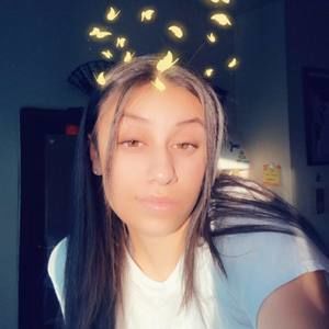 Meet your Posher, Caroline